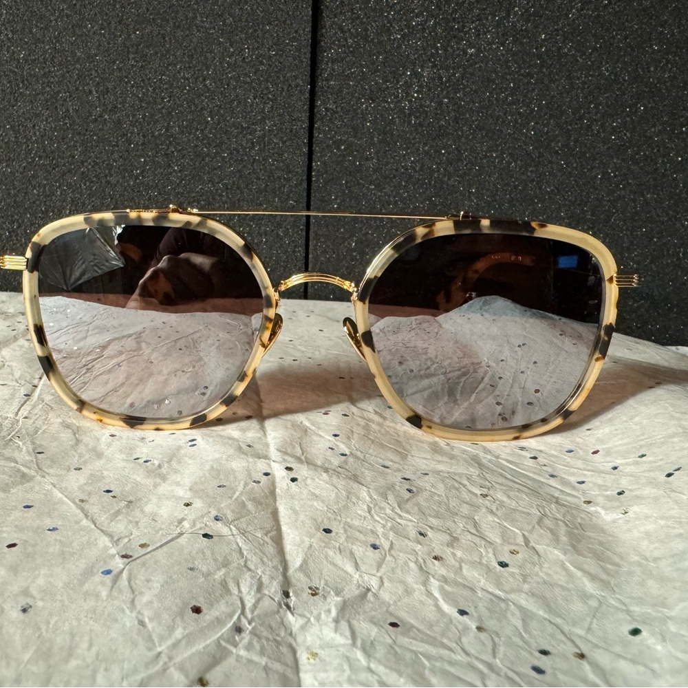KREWE Austin Matte Oyster Mirrored Sunglasses